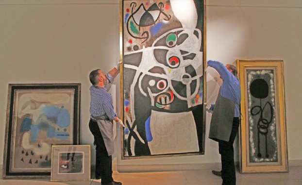 Portugal Art Sale